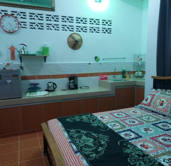 פנסיון Room 345