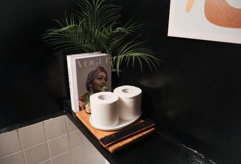 פנסיון Rumapoko Guesthouse