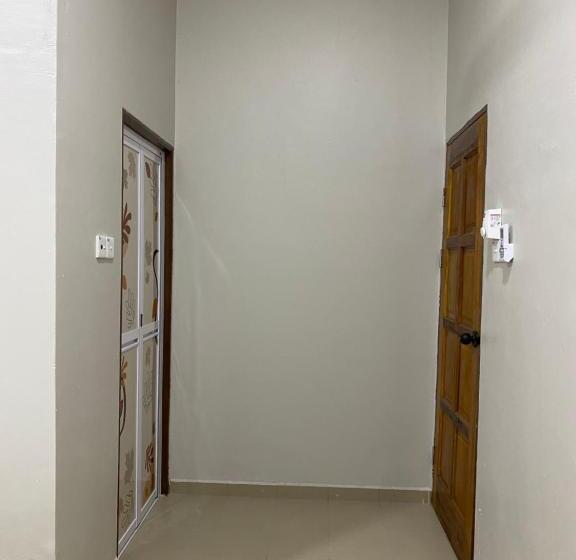 פנסיון Sasuka Guesthouse