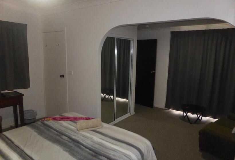 پانسیون The Edge Guest Rooms