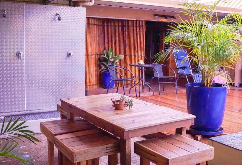 بنسيون The Edge Guest Rooms