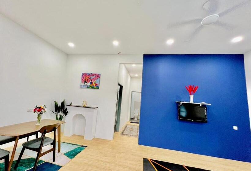 膳宿费 The Palace Guest House, Seri Gading Batu Pahat