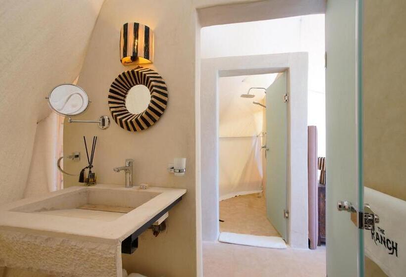 پانسیون The Ranch Resort