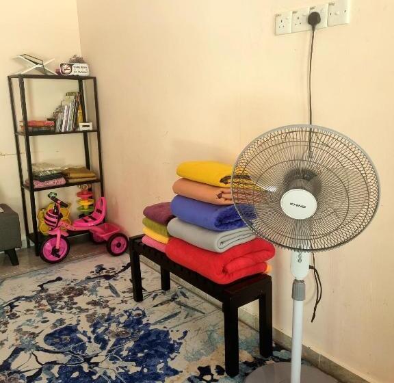 ペンション Umar S Tiny House