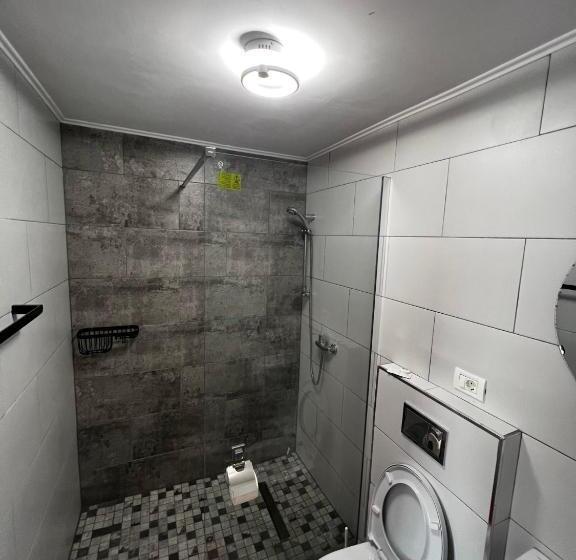 膳宿费 Vila Iris Mamaia Nord