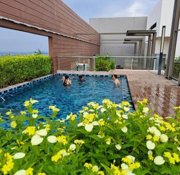 膳宿费 Woodsbury Suites Ikea House Butterworth Penang