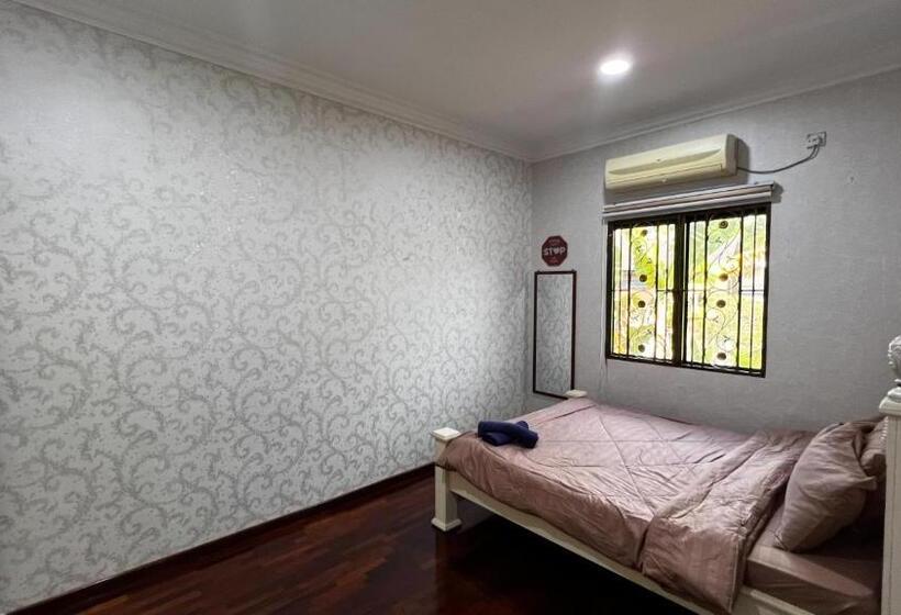 بنسيون Yb Guest House 4 Bilik 5 Katil