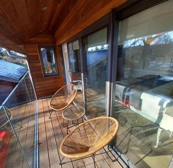 Pound Orchard Bed And Breakfast