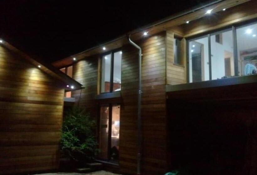 Pound Orchard Bed And Breakfast