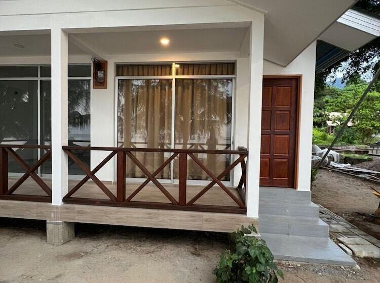 استراحتگاه Dumba Bay Tioman