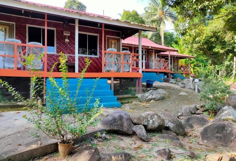 אתר נופש Mukut Coral Chalet