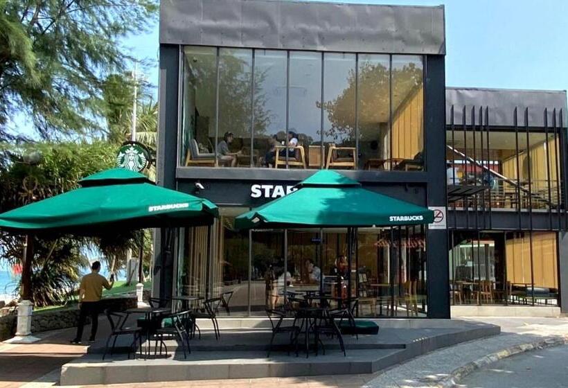 אתר נופש Teluk Cempedak Seventh Haven