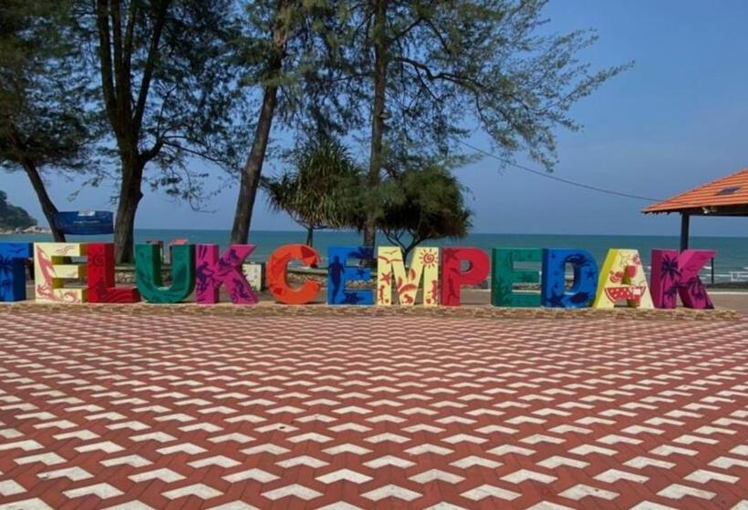 אתר נופש Teluk Cempedak Seventh Haven