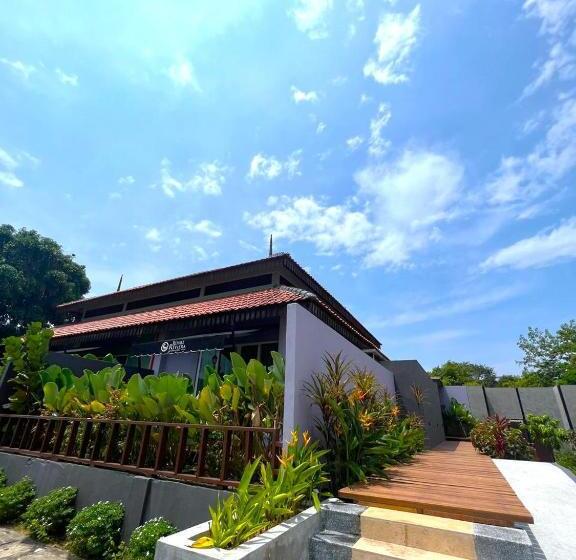 Royale Riviera Resort Private Pool Villas