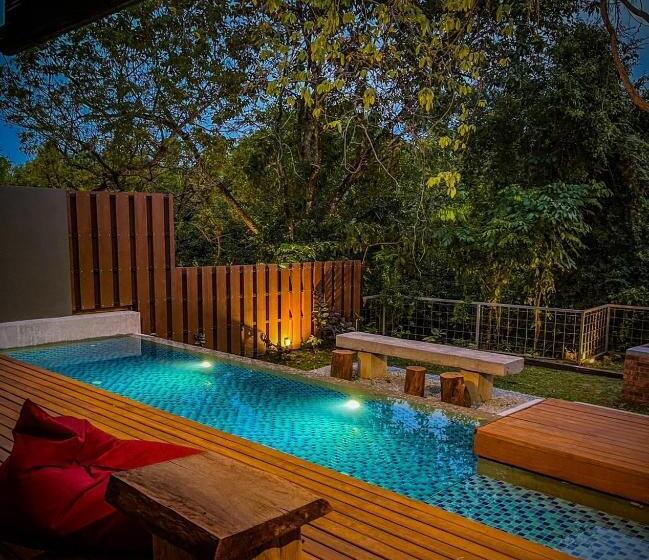 Royale Riviera Resort Private Pool Villas