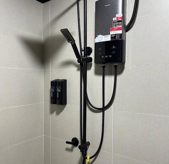 Samsara Studio Apartment With Pool