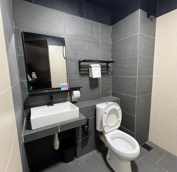 Samsara Studio Apartment With Pool