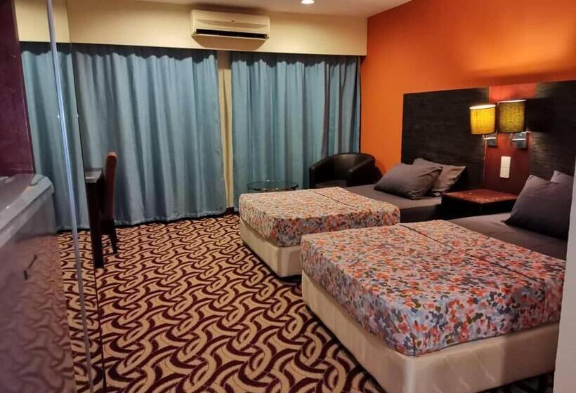 Stay In Kay Kay Hotel Suite At South China Sea Place Suite