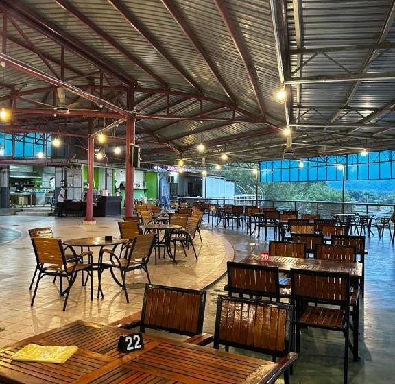 Terinai Tasoh Lake View Resort