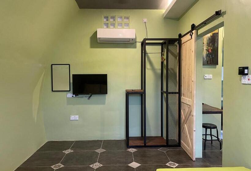 Villa Motel Mas Guesthouse