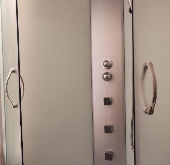 هاستل апартаменты в центре ужгорода скала