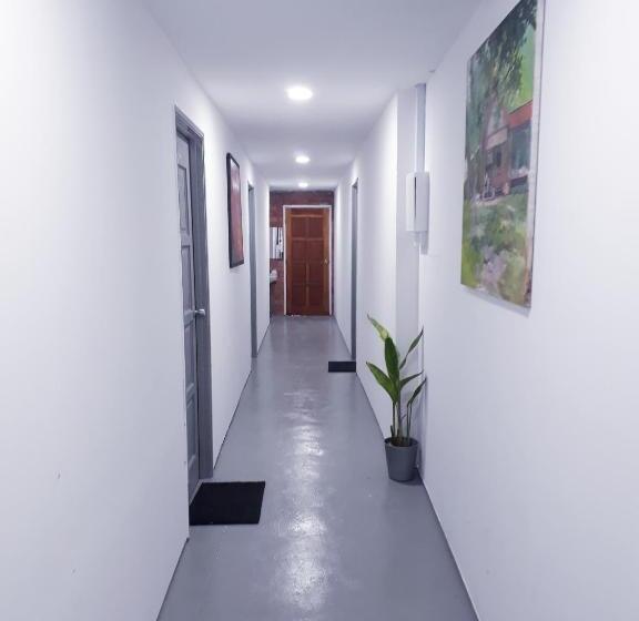 فندق صغير Dorm Master