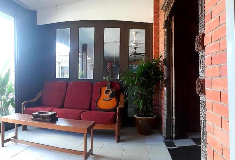 فندق صغير Dorm Master