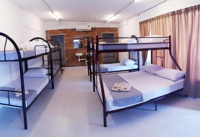 فندق صغير Dorm Master