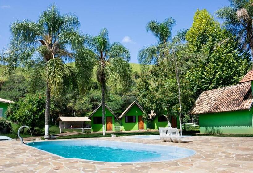 ユースホステル Pousada Casa Verde Baú