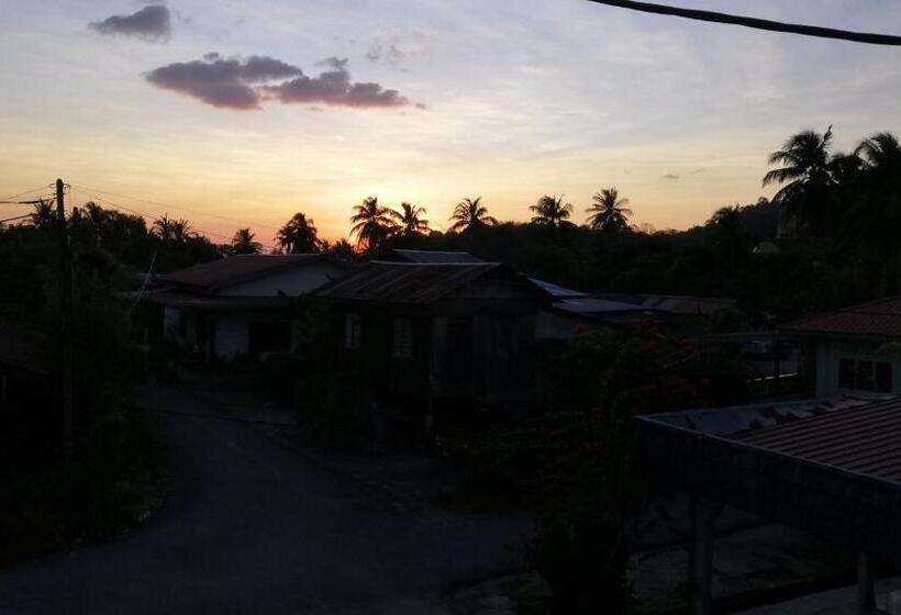 旅馆 Teriang Village Inn