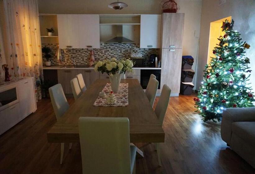 Aprile Bed And Breakfast