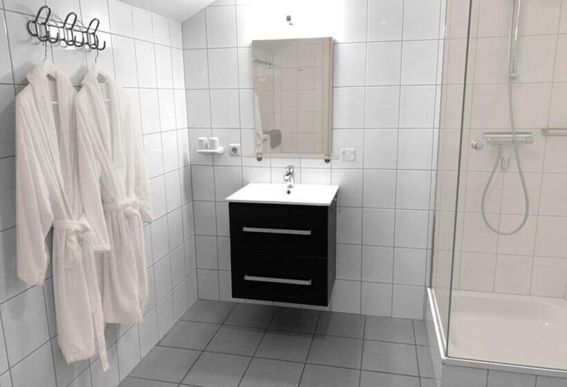 B&b En Vakantiewoningen  T Wienhoes