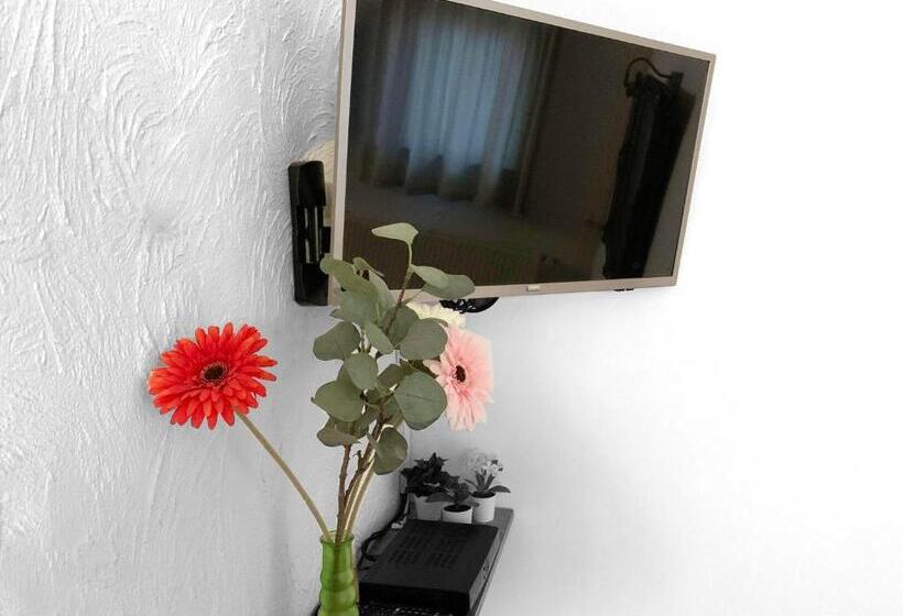 B&b En Vakantiewoningen  T Wienhoes