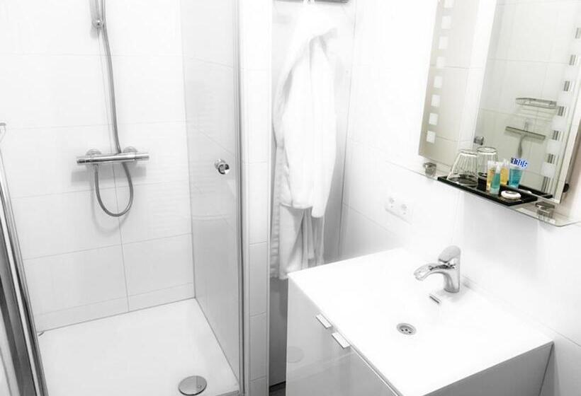 B&b En Vakantiewoningen  T Wienhoes