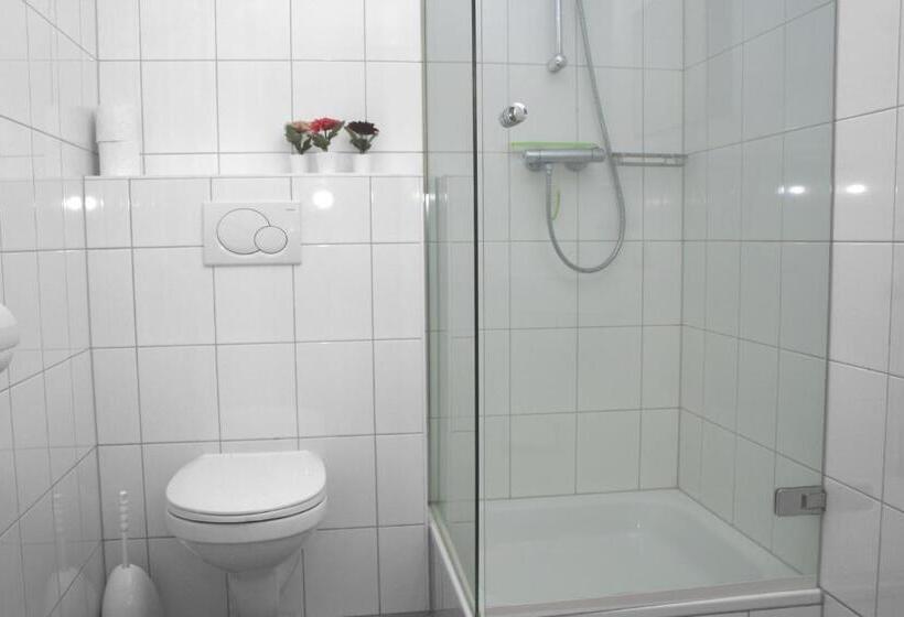 B&b En Vakantiewoningen  T Wienhoes