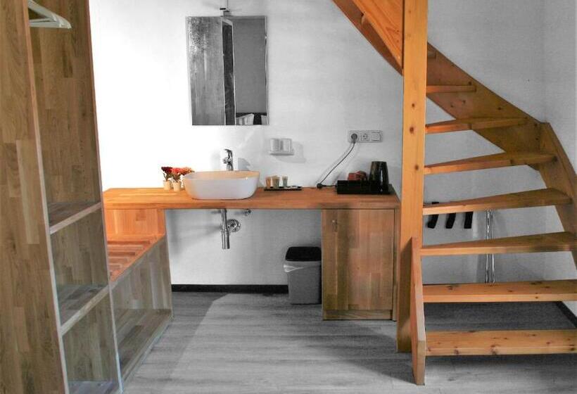 B&b En Vakantiewoningen  T Wienhoes