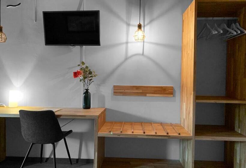 B&b En Vakantiewoningen  T Wienhoes