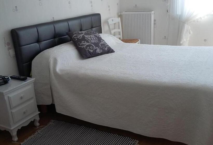 민박 A La Bonne Adresse