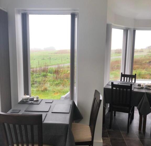 Bed and Breakfast Ardmorn Holiday Accommodation