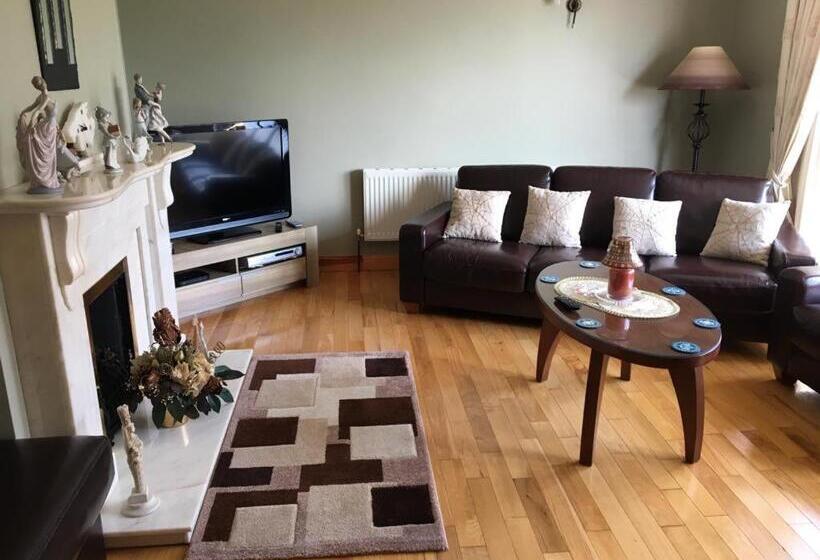 צימר Colmán House