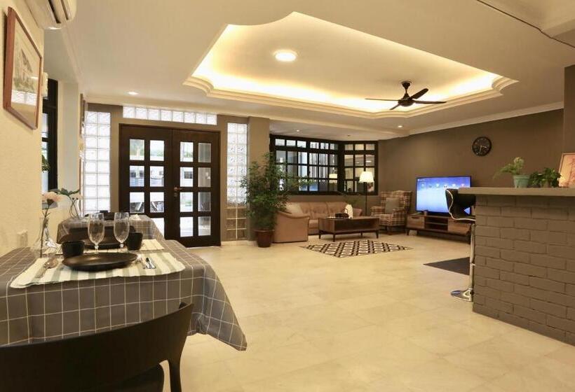 צימר G Beach Front Villa