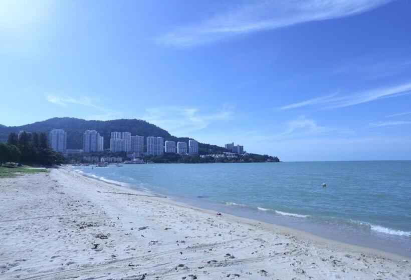 צימר G Beach Front Villa