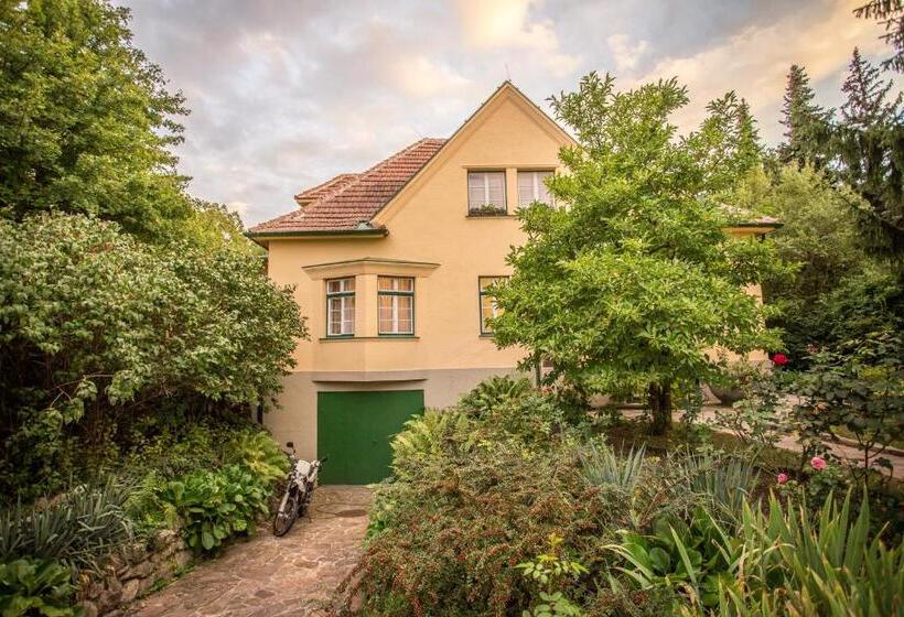 تختخواب و صبحانه Hübsches Privatzimmer Mit Bad