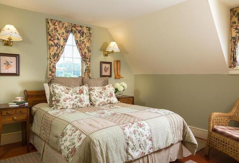 Bed and Breakfast Inn And Cabins At Vaucluse Spring