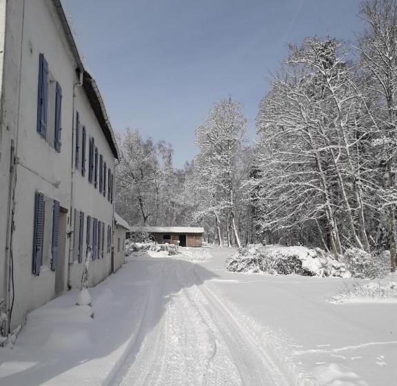 ベッドアンドブレックファースト La Nouvelle Diligence