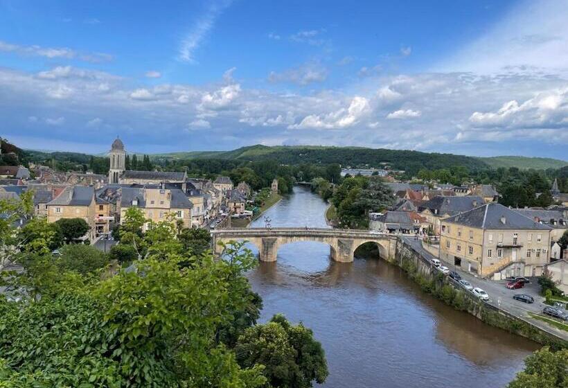 住宿加早餐  Le Mazet  Vue Imprenable