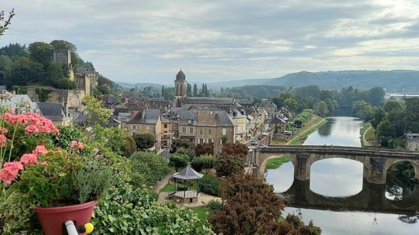 住宿加早餐  Le Mazet  Vue Imprenable