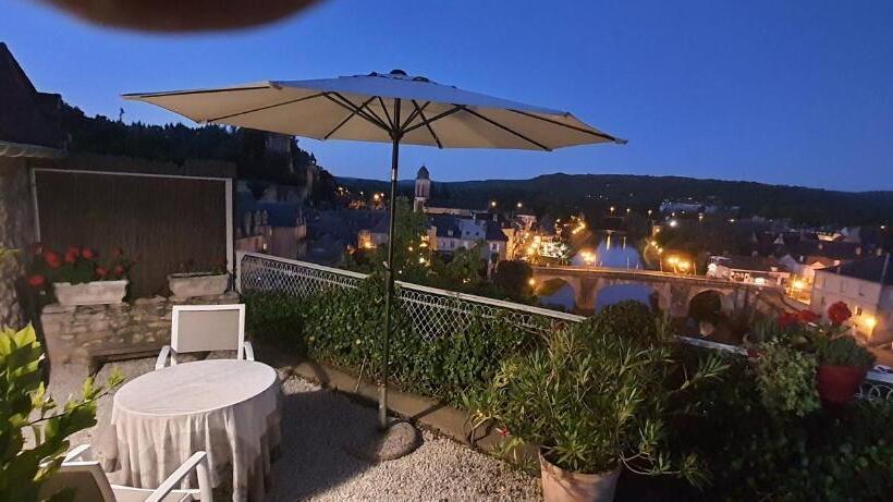 住宿加早餐  Le Mazet  Vue Imprenable