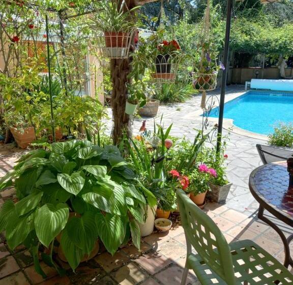 住宿加早餐  Les Bruyeres Chambre D Hôte De Charme Calme Assuré