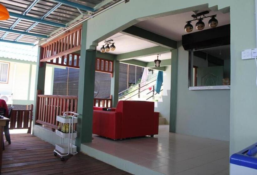مبيت وإفطار Perhentian Chomel Chalet